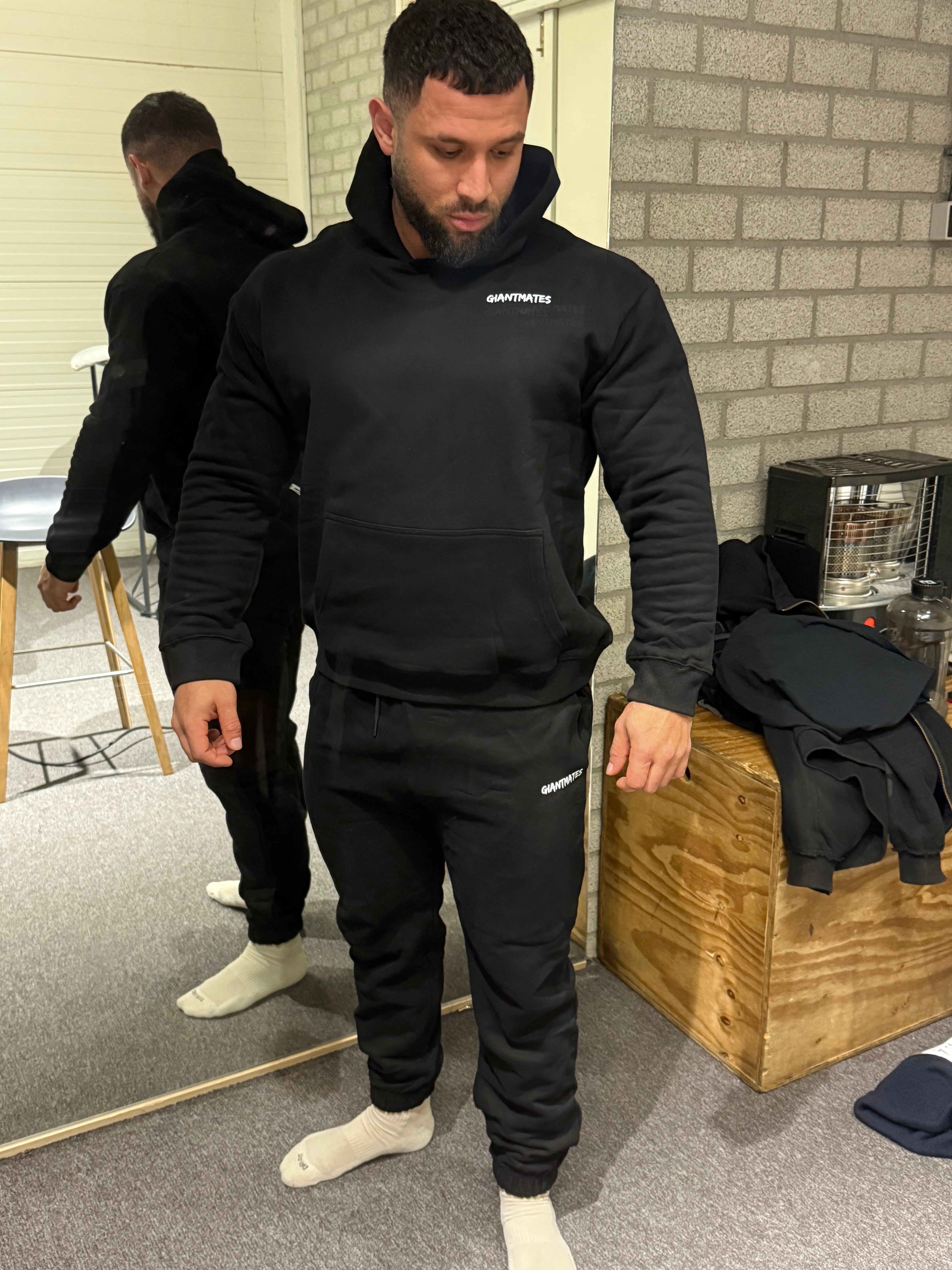 Giant tracksuit Black